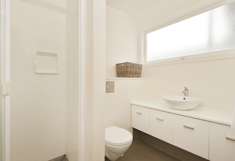 בית מלון כפרי Hananui Lodge And Apartments