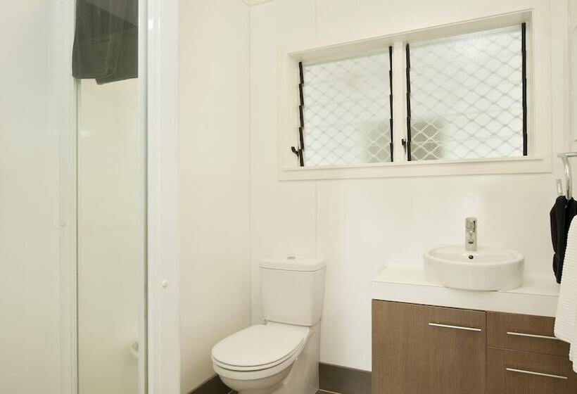 בית מלון כפרי Hananui Lodge And Apartments