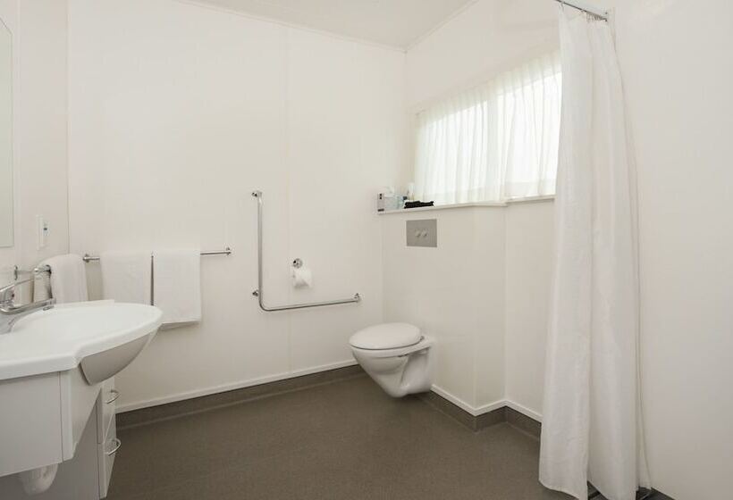 בית מלון כפרי Hananui Lodge And Apartments