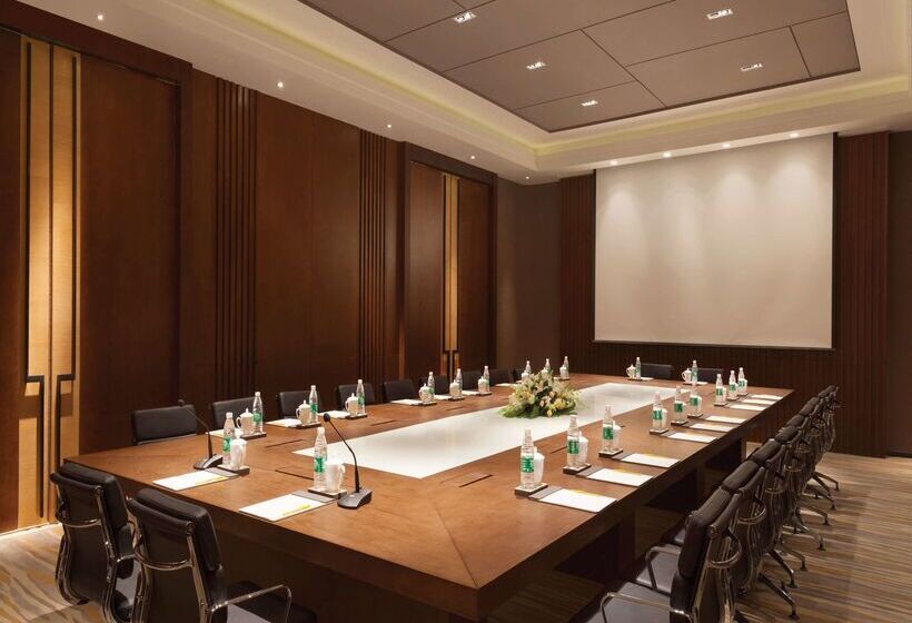 فندق Hilton Garden Inn Dandong