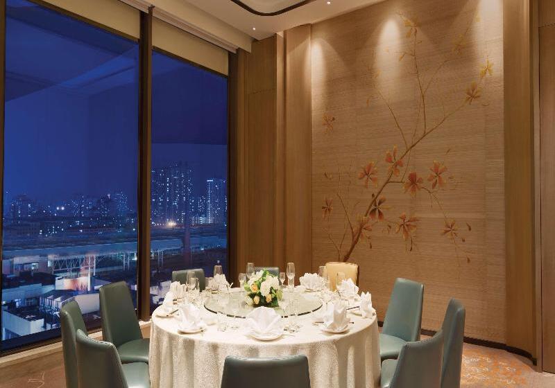 ホテル Hilton Garden Inn Dandong