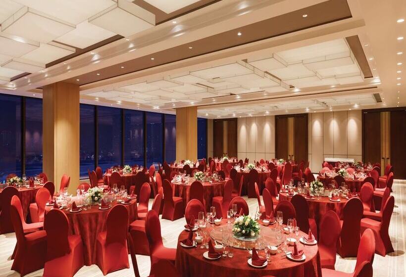 בית מלון כפרי Hilton Garden Inn Dandong