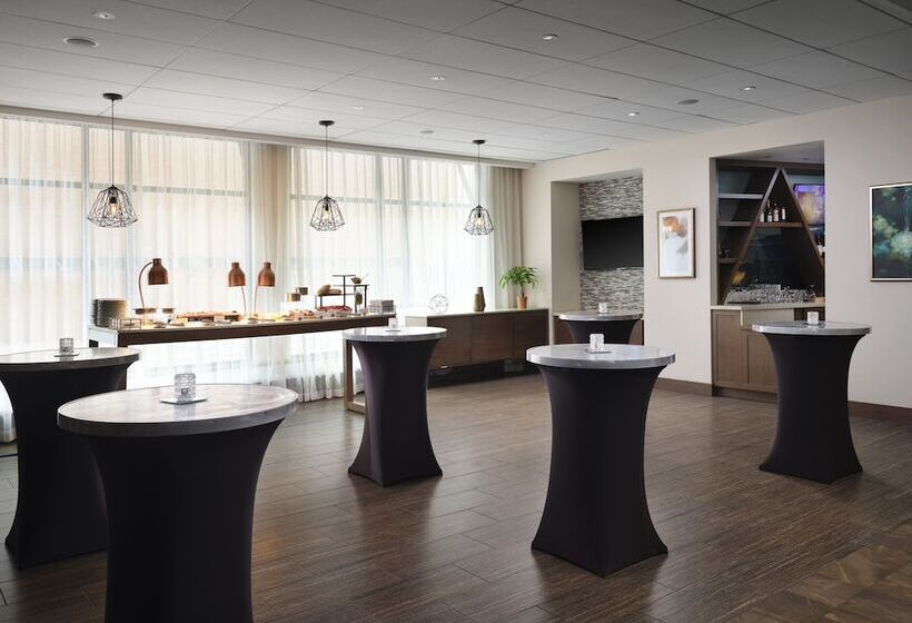 Отель Hyatt Place Denver Downtown