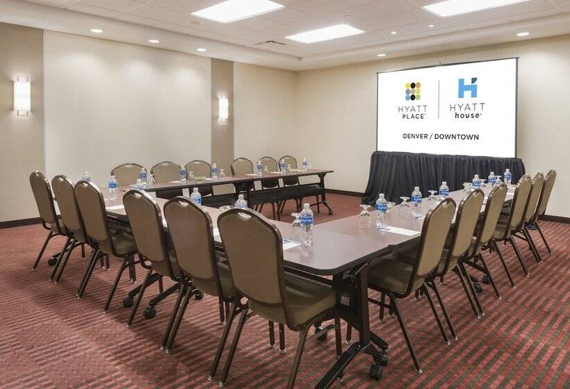 Отель Hyatt Place Denver Downtown
