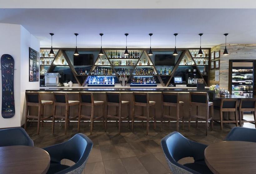 Отель Hyatt Place Denver Downtown