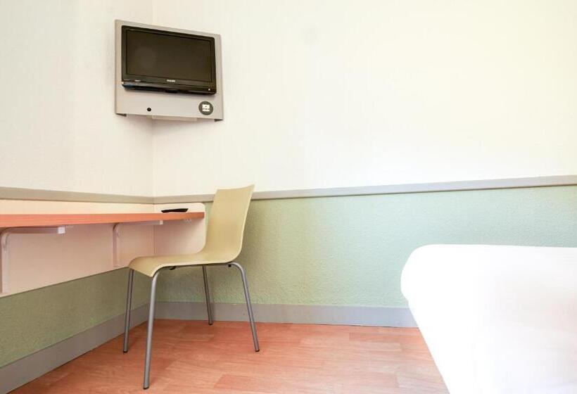 酒店 Ibis Budget Chateaudun