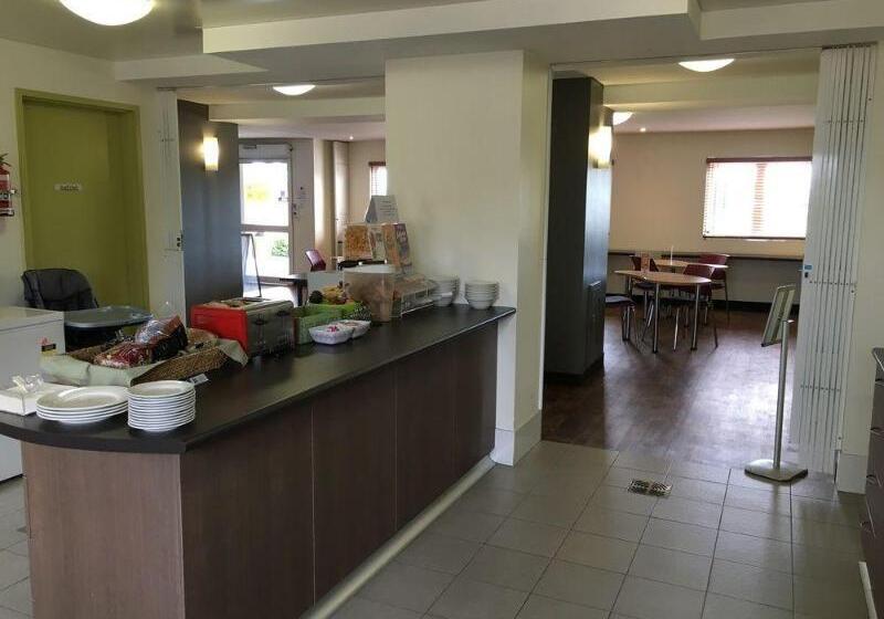 هتل Ibis Budget Perth Airport