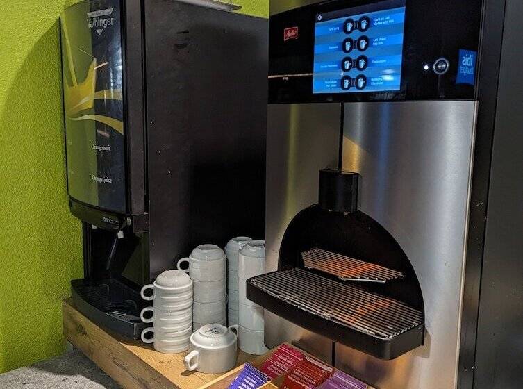 فندق Ibis Budget Saintomer Centre