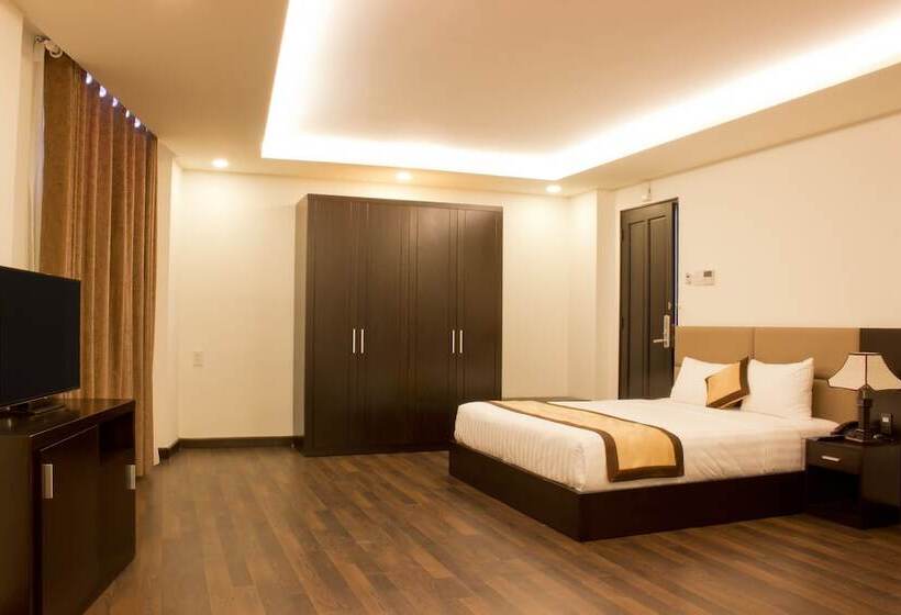 هتل International