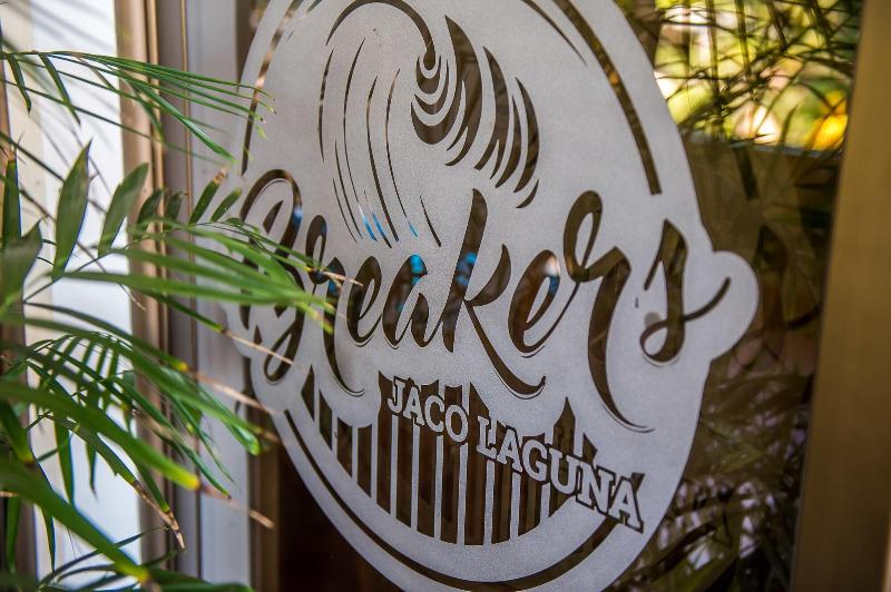 בית מלון כפרי Jaco Laguna Resort & Beach Club