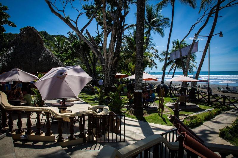 בית מלון כפרי Jaco Laguna Resort & Beach Club