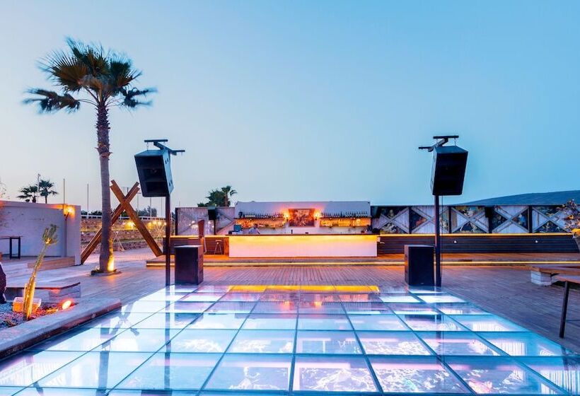 هتل Alaçatı Beach Resort