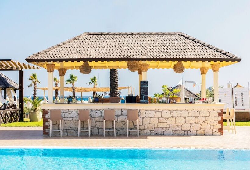 هتل Alaçatı Beach Resort