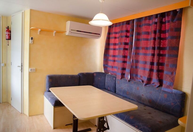 酒店 Kamemi Village & Camping