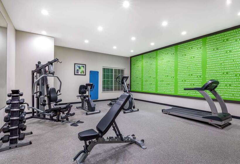 فندق La Quinta By Wyndham Claremore