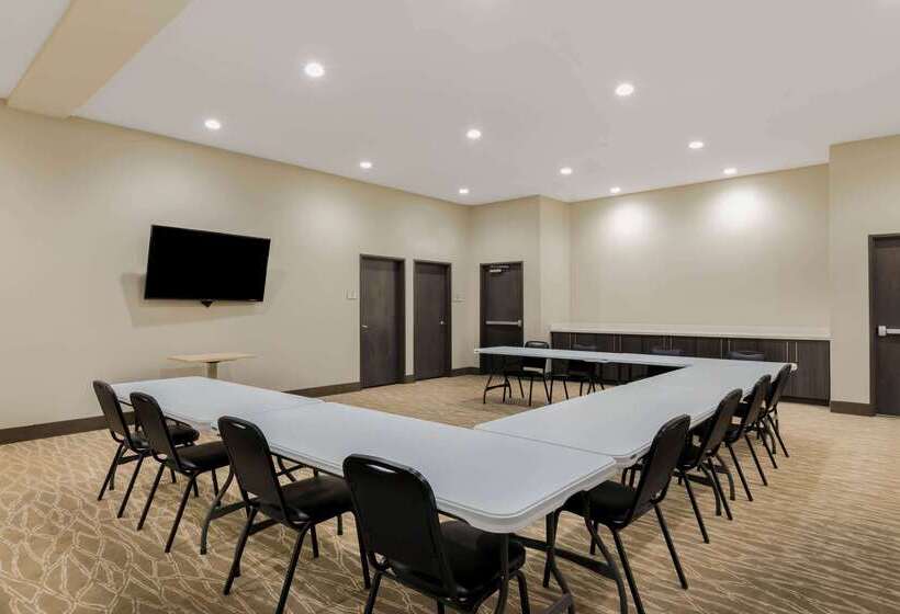 فندق La Quinta By Wyndham Claremore