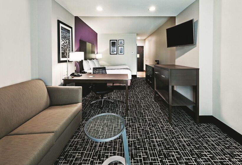 فندق La Quinta By Wyndham Claremore