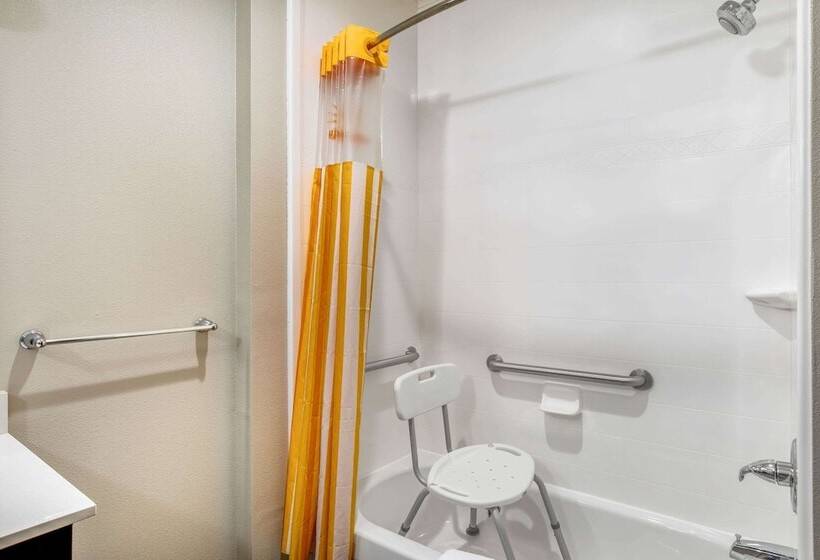 فندق La Quinta By Wyndham Claremore