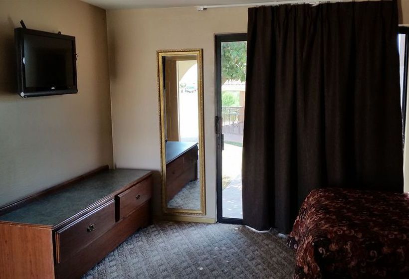 ホテル Lakeview Inn & Suites