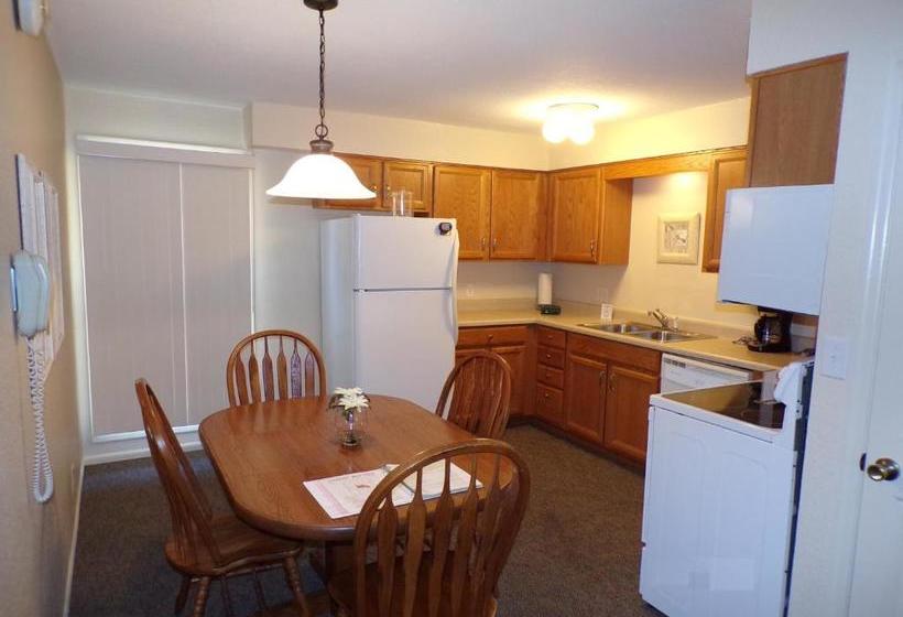 فندق Lakewood Resort