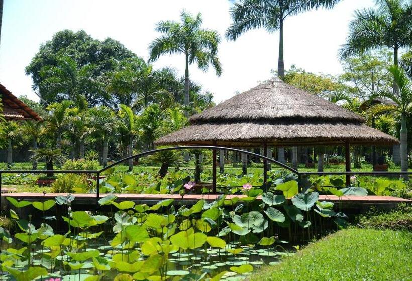 هتل Les Hameaux De L Orient