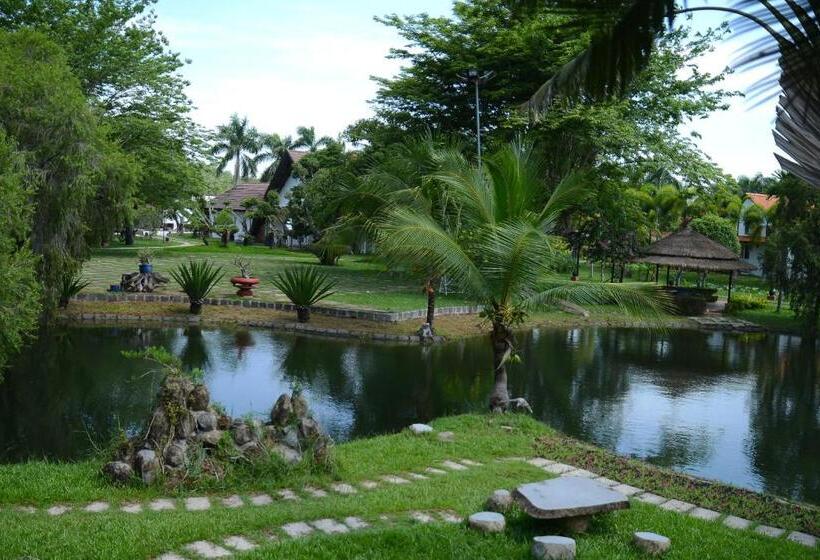 هتل Les Hameaux De L Orient