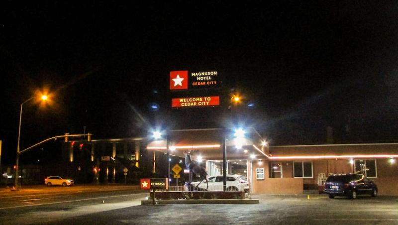 Отель Magnuson Cedar City