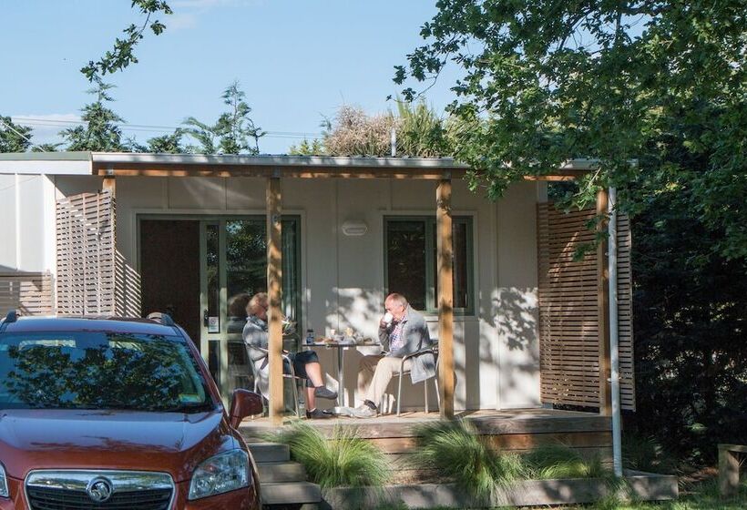 בית מלון כפרי Martinborough Top 10 Holiday Park
