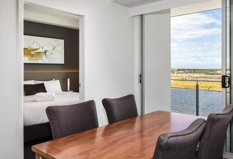 ホテル Mercure Sunshine Coast Kawana Waters