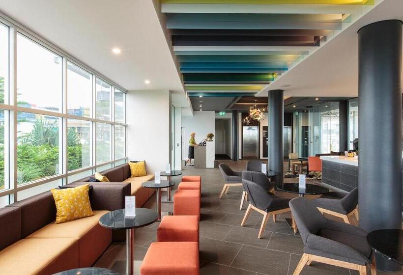 ホテル Mercure Sunshine Coast Kawana Waters