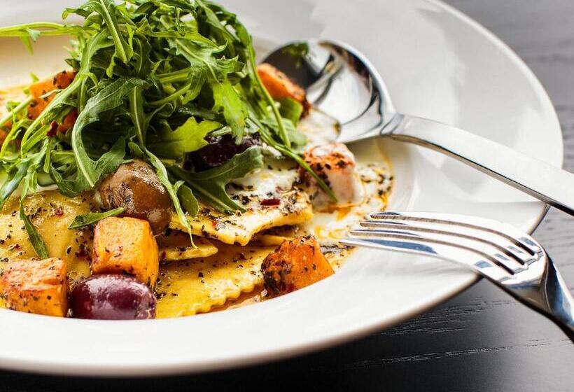 ホテル Mercure Sunshine Coast Kawana Waters