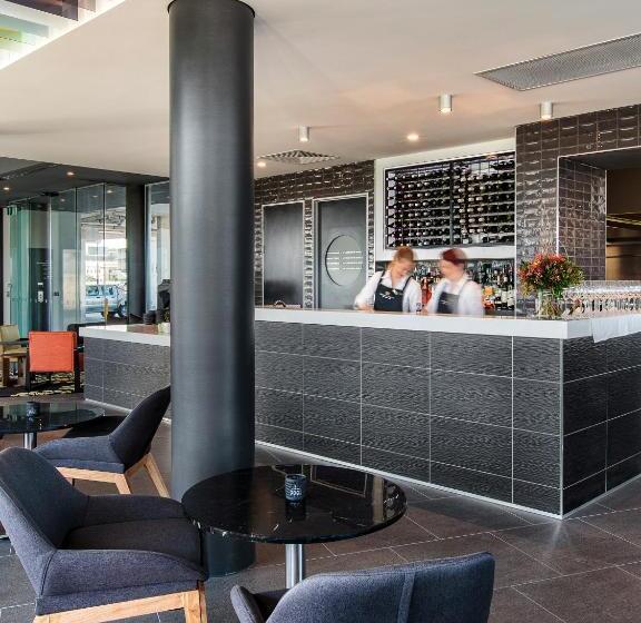 ホテル Mercure Sunshine Coast Kawana Waters