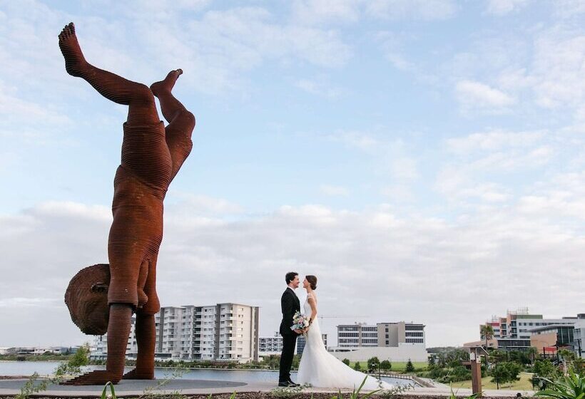 ホテル Mercure Sunshine Coast Kawana Waters