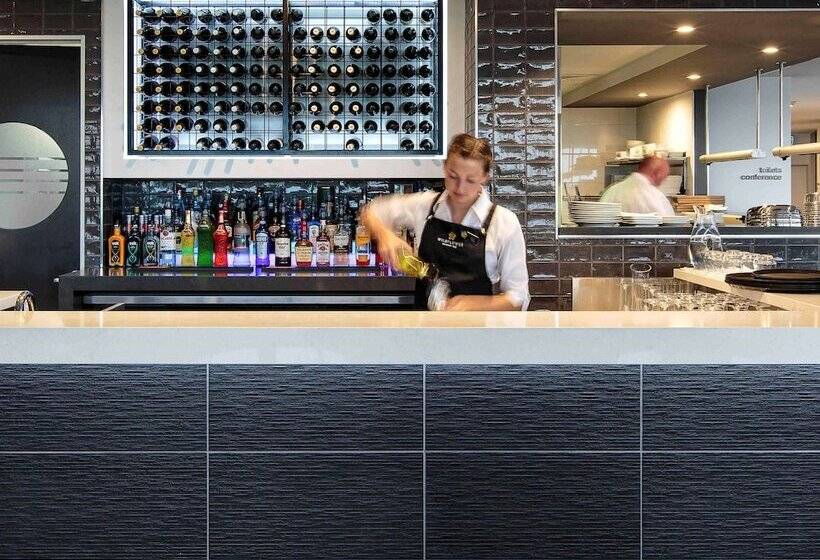 ホテル Mercure Sunshine Coast Kawana Waters