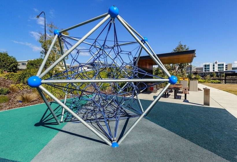 ホテル Mercure Sunshine Coast Kawana Waters