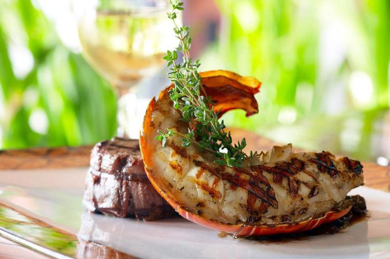 酒店 Nanuku Resort Fiji