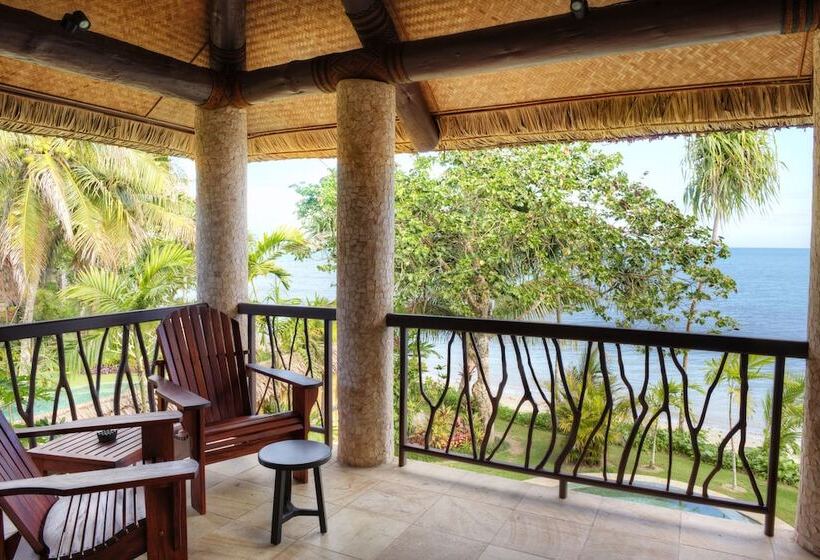 酒店 Nanuku Resort Fiji