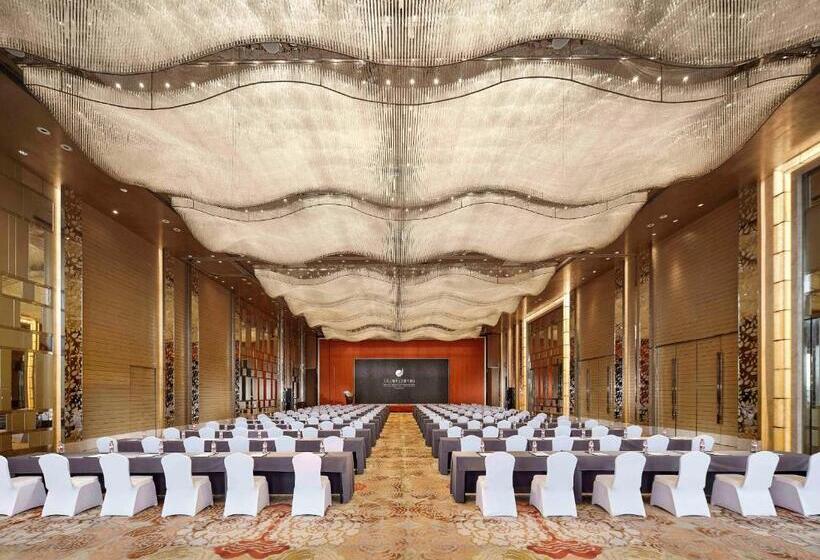 Sanding New Century Grand Hotel Yiwu