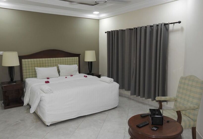 هتل Ocean Villa Heights