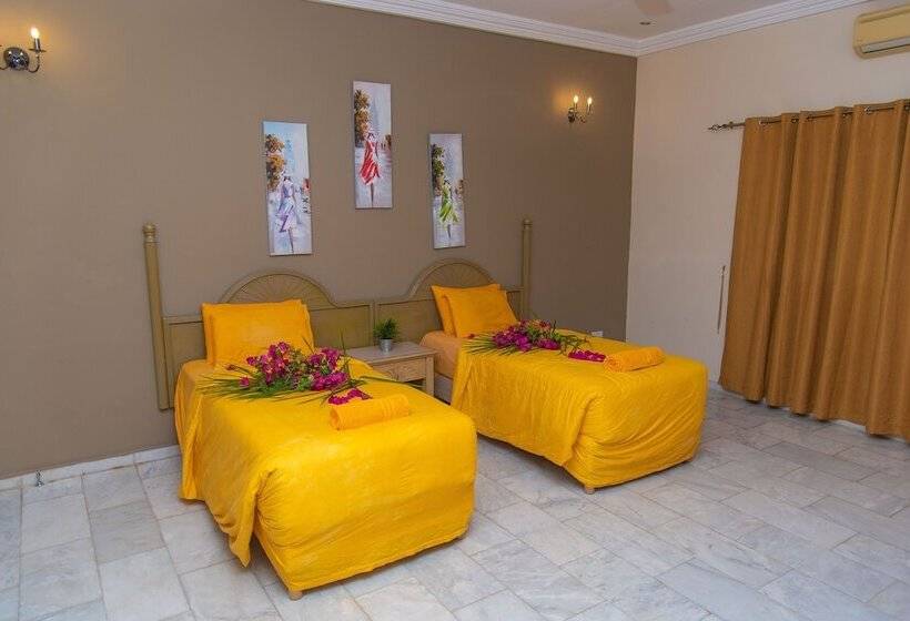 هتل Ocean Villa Heights