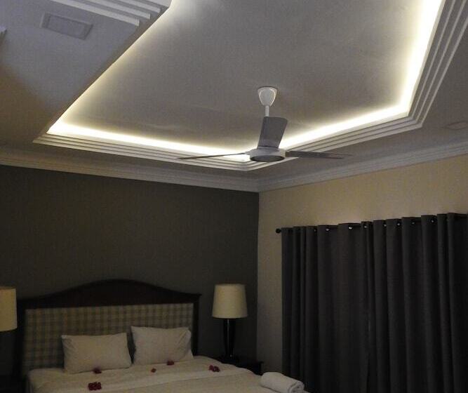 هتل Ocean Villa Heights