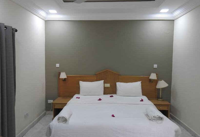 هتل Ocean Villa Heights