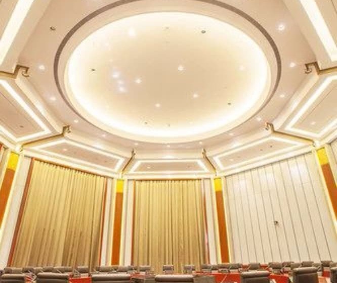 Отель Ovation Seven Cultivation