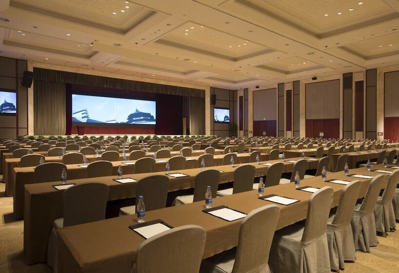 Отель Ovation Seven Cultivation