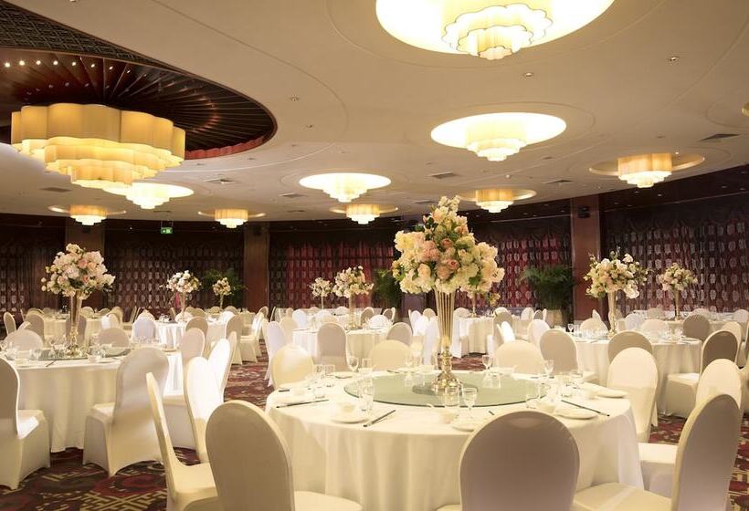 Отель Ovation Seven Cultivation