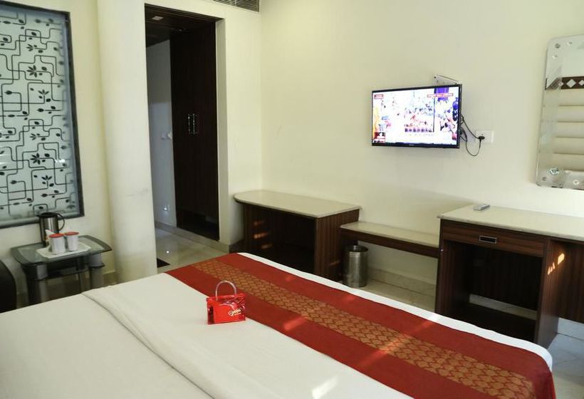 فندق Oyo Rooms Sector 22 Mobile Market