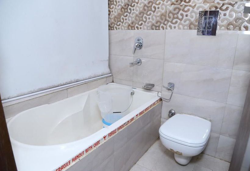 فندق Oyo Rooms Sector 22 Mobile Market