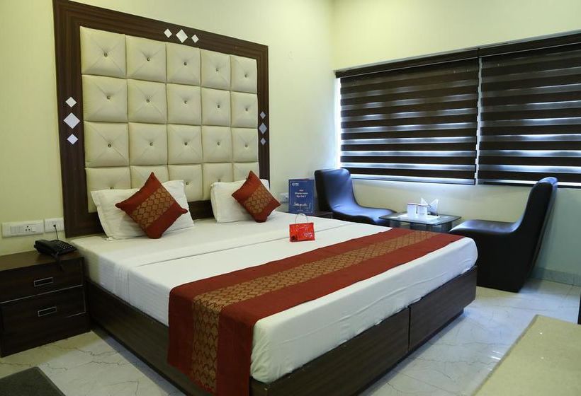 فندق Oyo Rooms Sector 22 Mobile Market