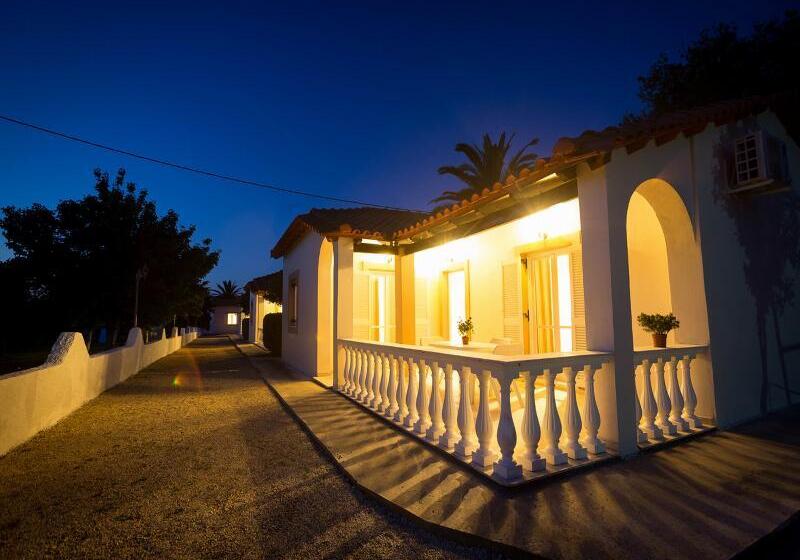 فندق Paradise Village