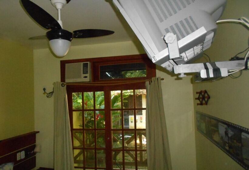 호텔 Pousada Farol Dos Borbas